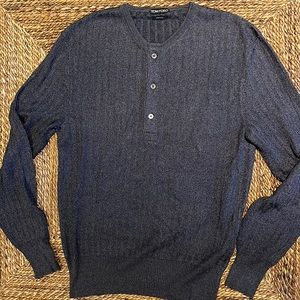 TOM FORD SWEATER. 100% Silk